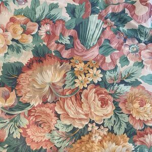 English Garden Chintz Fabric Polished Cotton VTG Floral Peach Green 5.5 Yds 55”W